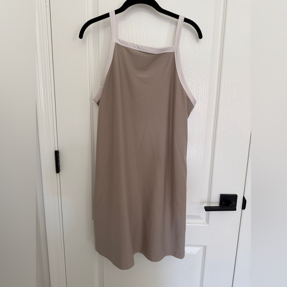 Abercrombie YPB SculptLUX athletic dress with shorts